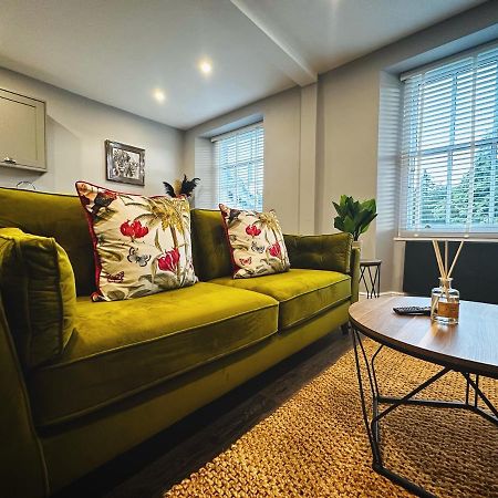 1 West End Boutique Apartment 鲍内斯温德米尔 外观 照片