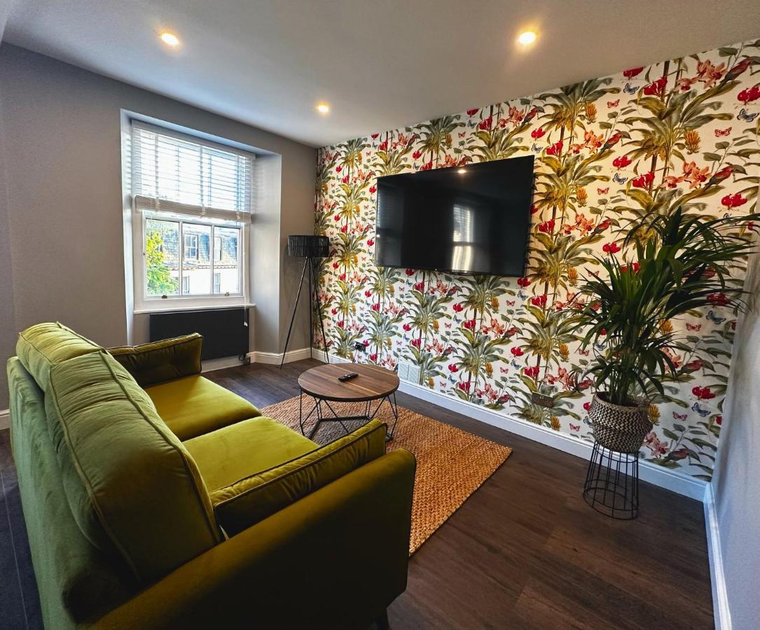 1 West End Boutique Apartment 鲍内斯温德米尔 外观 照片