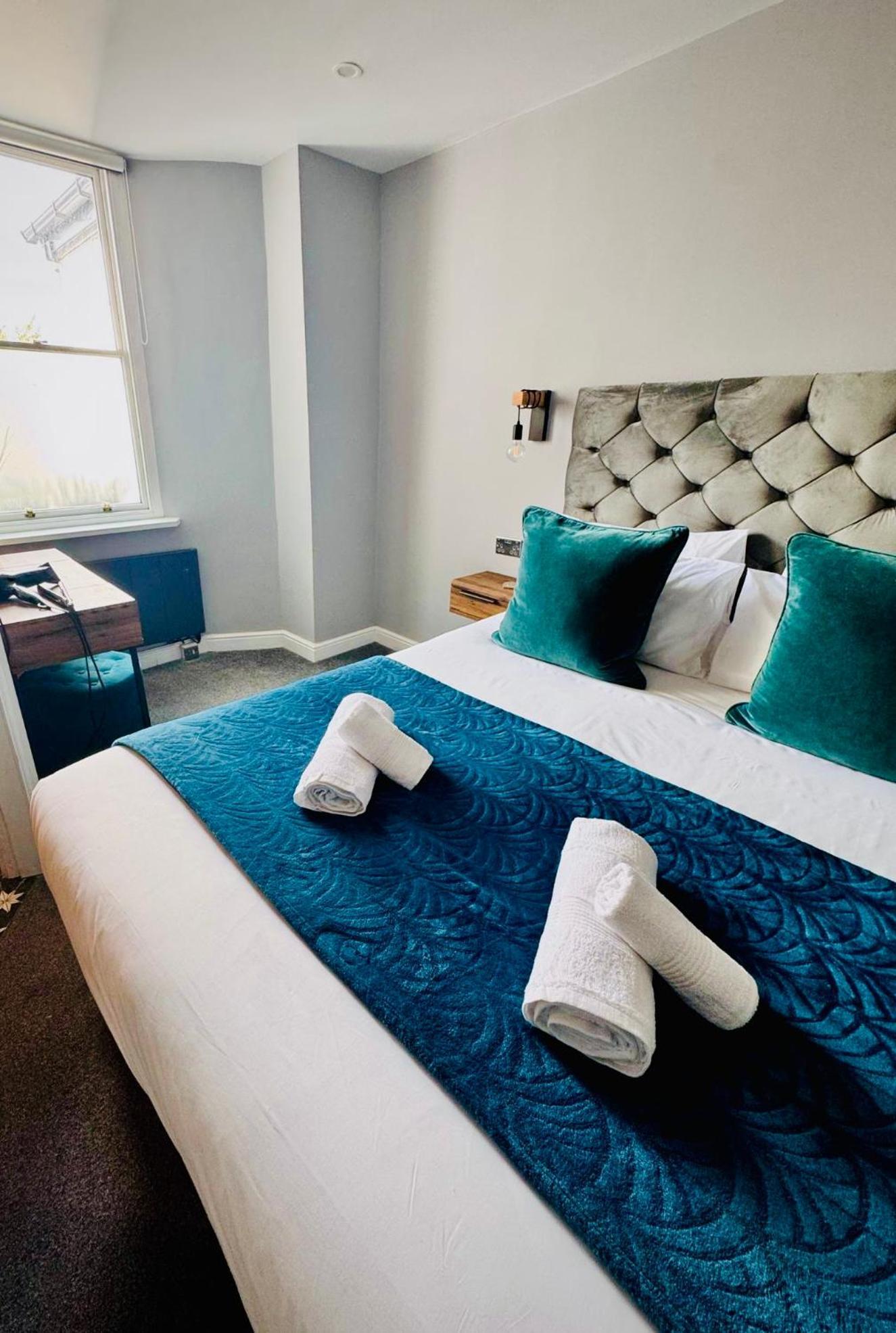 1 West End Boutique Apartment 鲍内斯温德米尔 外观 照片